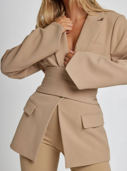 Janina | Eleganter Blazer mit Gürtel – Stilvolles Design für Jede Gelegenheit