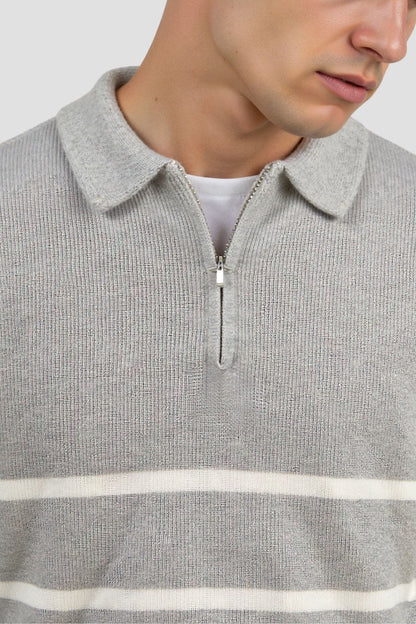 Gestreifter Strickpullover mit Reißverschlusskragen – Klassisch & Bequem